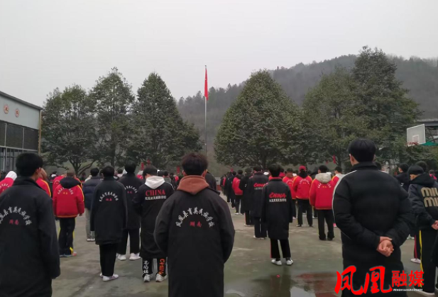 育英学校多措并举  共筑校园安全堡垒