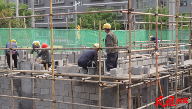 城市焕新进行时：城区老旧小区改造按下 “加速键”