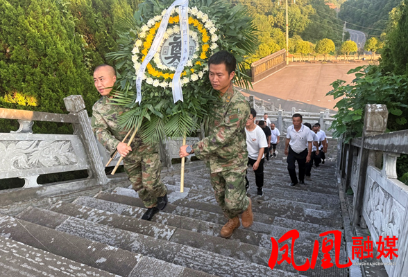 凤凰县水打田乡：开展庆祝“八一”建军节系列活动