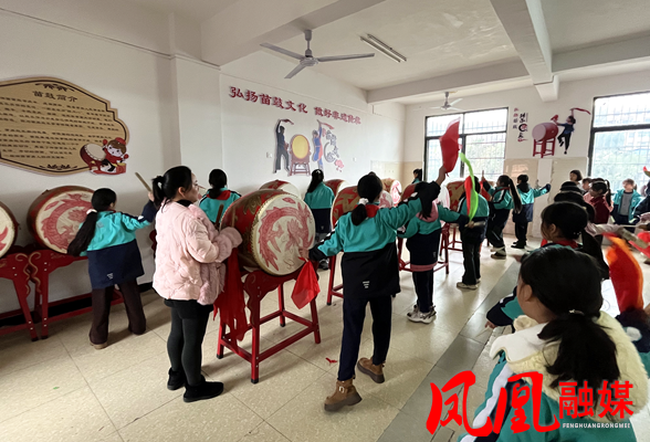 凤凰县箭道坪第二小学：非遗科技“双引擎”，驱动多元成长新征程