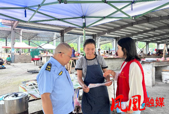 凤凰县水打田乡:扎实开展安全生产月集中宣传活动