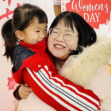 萌娃化身“花使”！凤凰县大坳幼儿园举办“三八”妇女节花束制作活动