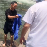 凤凰县城管执法局：暖心“接力”寻回失物 “城管温度”获游客点赞