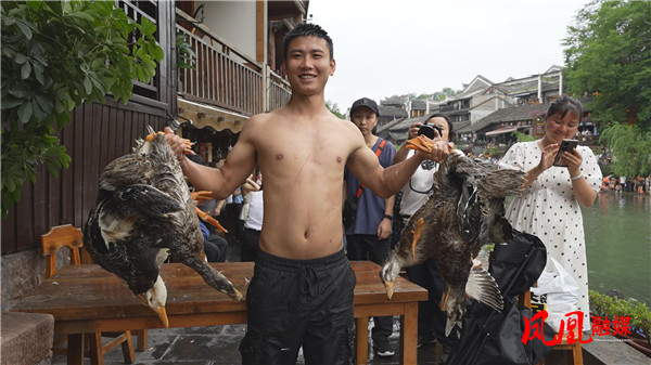 Still0531_00013.jpg Still0531_00013.jpg