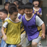 凤凰县箭道坪幼儿园：绿茵逐梦展风采  童趣飞扬燃赛场