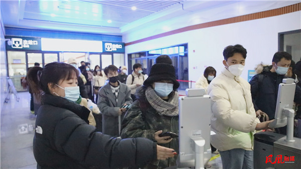 Still0209_00108.jpg Still0209_00108.jpg