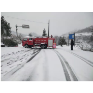 凤凰县吉信镇：风雪中的坚守