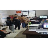 凤凰县住建局：纵深推进“放管服” 优化营商环境  减审批，优服务