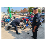 凤凰县腊尔山镇：集中销毁“三无”摩托车