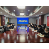 凤凰法院：召开“以案促改”专题民主生活会