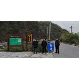 凤凰县吉信镇：常态化开展道路交通安全劝导工作