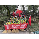 凤凰：雷锋精神永传承 文明新风拂满城