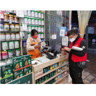 凤凰县自然资源局：志愿红进社区    织密疫情防控网