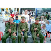龙玉环：公益路上挥洒青春汗水