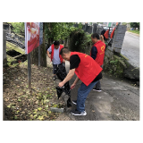喜迎二十大·全域文明创建在行动丨凤凰县教师发展中心支部参加人居环境综合整治志愿服务活动