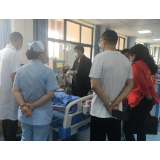 凤凰县医保局:解放思想优化营商环境 让医保政策走进千家万户
