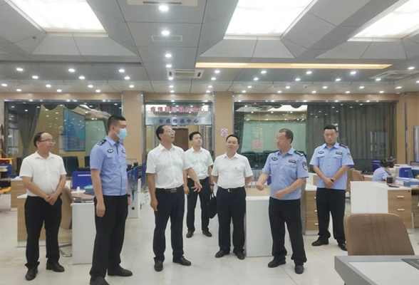 毛家到公检法司调研全县政法工作