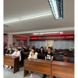 凤凰县古城社区：开展“民族团结心向党，携手喜迎二十大”宣讲活动