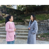 凤凰法院院长向美蓉走访省人大代表隆琴
