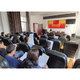 凤凰县千工坪镇：“走”出实效，“访”出实事