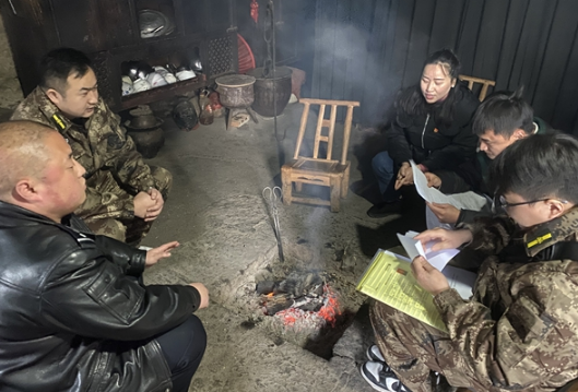 凤凰县山江镇：严把征兵政审关 输送优质兵员