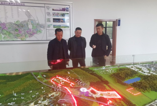 凤凰：用心用情，深化合作，以高质量服务推动凤凰县大健康高质量发展