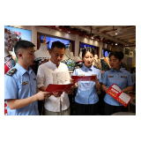 凤凰县市场监管局：推进经营主体信用承诺工作