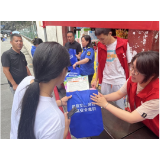 凤凰县吉信镇：开展平安建设宣传进“集市”活动