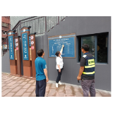 凤凰县：开展城区停车收费政策宣传巡查行动