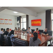 凤凰县千工坪镇：交流经验 携手并进——龙山县财政局来我镇传经送宝