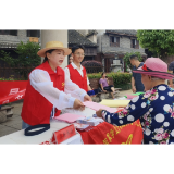 立足“小”窗口  做好“大”服务丨凤凰县教体局：开展生源地信用助学贷款政策宣传活 动 