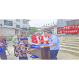  “人人讲安全  个个会应急”——凤凰县林峰乡积极开展安全生产月活动