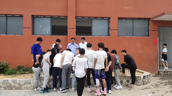 图片38.jpg