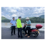 文明新风润湘西丨凤凰县千工坪镇：生命只有一次，交通安全第一