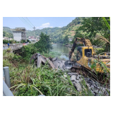 文明新风润湘西丨凤凰县沱江镇：拆除危旧房屋，筑牢“安全”防线 