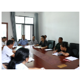 凤凰法院：邀请人民调解员旁听庭审 协同联动推进诉源治理