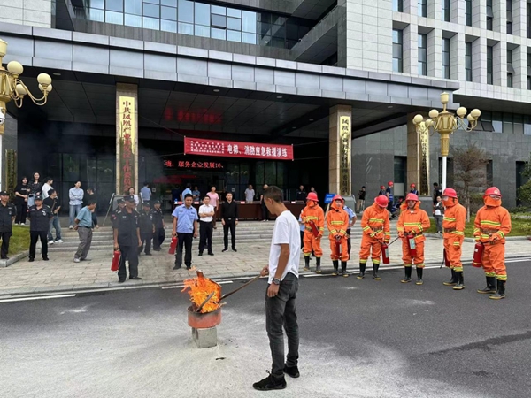 图片33.jpg