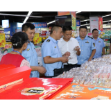 凤凰县市监局：开展月饼、茶叶等商品过度包装和蟹卡蟹券专项检查