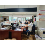 凤凰县政务服务中心：州庆不“打烊” 服务常“在线”