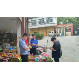 凤凰县阿拉营镇：加强食品安全宣传   筑牢食品安全防线
