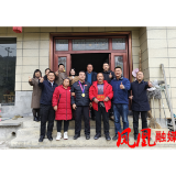 凤凰县千工坪镇看望慰问亚残运会冠军吴玉荣