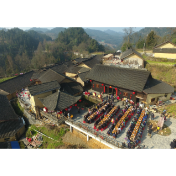 我在现场·照片背后的故事｜从十八洞村出发，奔赴“诗与远方”