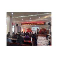 中南大学基础医学院专家到凤凰县廖家桥镇开展健康讲座