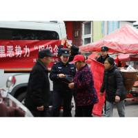 凤凰法院：烟火气里“法”味浓   普法宣传入集市