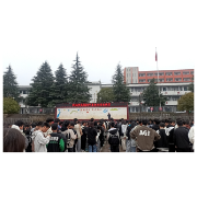 凤凰县两林乡：开展食品安全进校园宣传活动