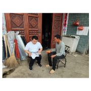 凤凰县阿拉营镇新岩村：春风拂面来   服务人心暖