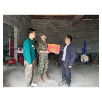 凤凰县两林乡：登门送喜显尊崇  拥军优属暖人心