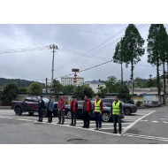 凤凰县落潮井镇：交通顺行，食安护航——共绘平安小镇画卷