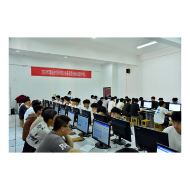 凤凰职中：圆满完成2024年全省中职学校公共基础课普测工作