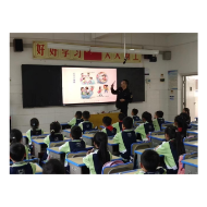 凤凰县市场监管局开展进校园宣传儿童用品安全行主题活动